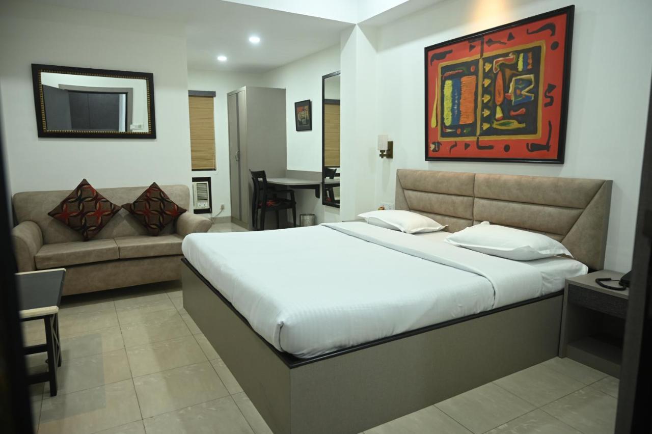 Elgin Suites Kolkata Ngoại thất bức ảnh