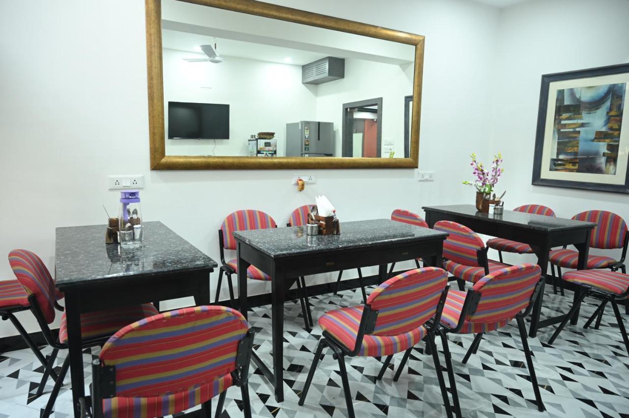 Elgin Suites Kolkata Ngoại thất bức ảnh